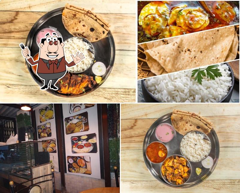 Meals at Khaugalli katta