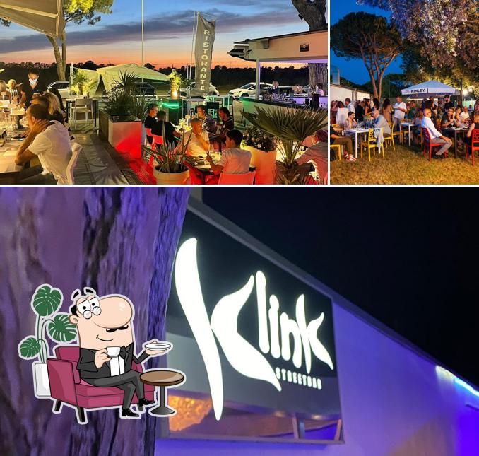Siediti a un tavolo di Klink