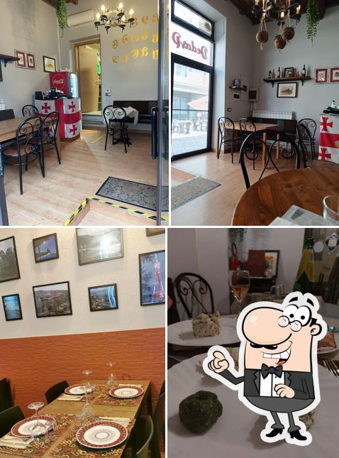 Dai un'occhiata agli interni di DedasPuri Ristorante Georgiano & Wine Shop - Pavia