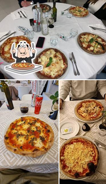 A La Faraona, puoi provare una bella pizza