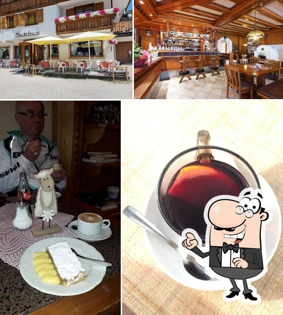 Dai un'occhiata agli interni di Pasticceria Genziana