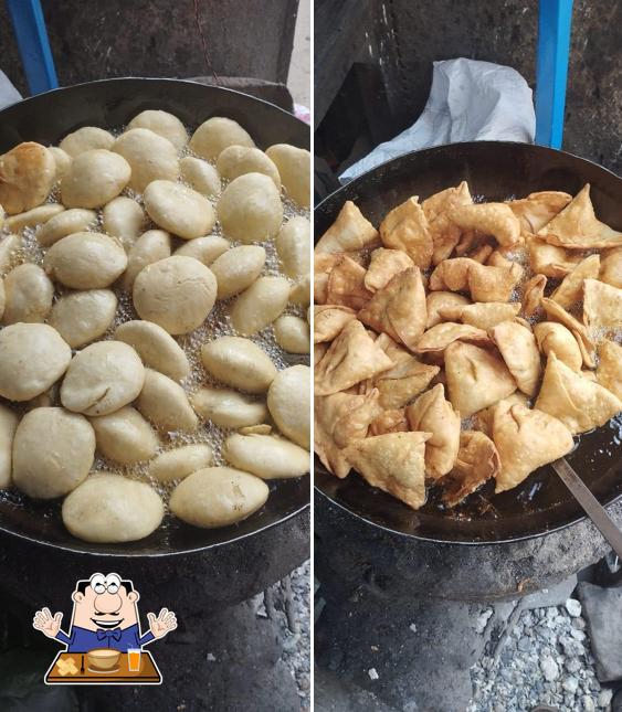 Food at Lucky Sweets And Namkeen--Best Hotel in RPS