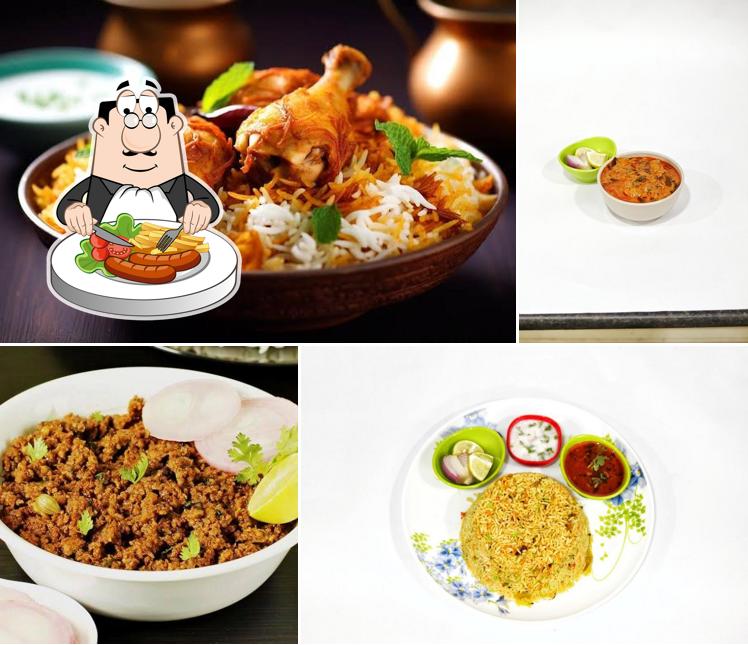 Food at Nakshatra family Mess