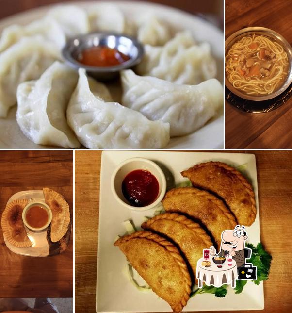 Ramen at Darjeeling Sherpa Momo দার্জিলিং শেরপা মোমো