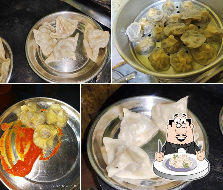 Dumplings at Moktoo Fast Food