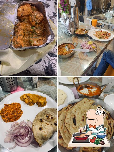Chicken curry at Dhaba Sector 14