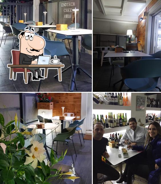 Gli interni di Enoteca Chez Amis