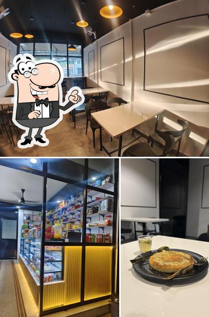 The interior of SWEET TREE BAKE HOUSE