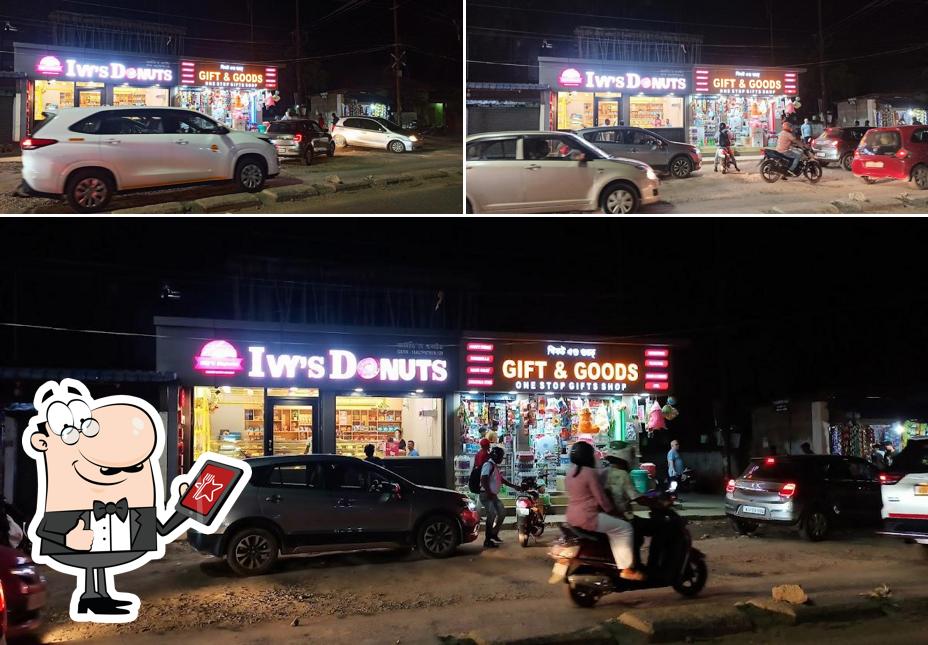 Check out how Ivy's donuts looks outside