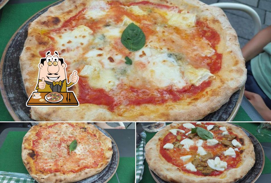 Scegli tra le svariate varianti di pizza