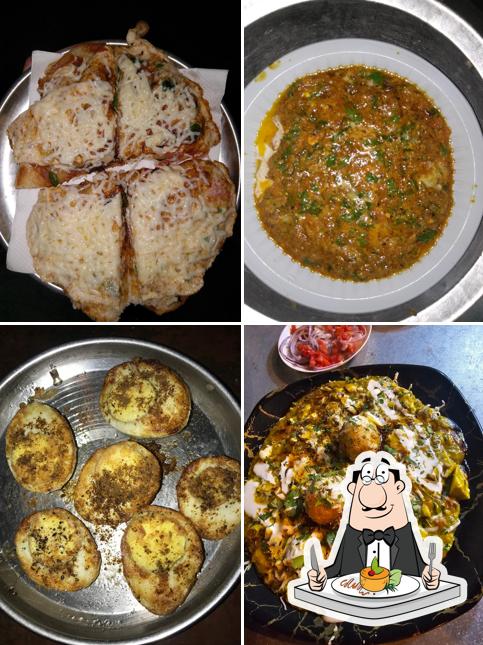 Food at Bhavesh Omlet