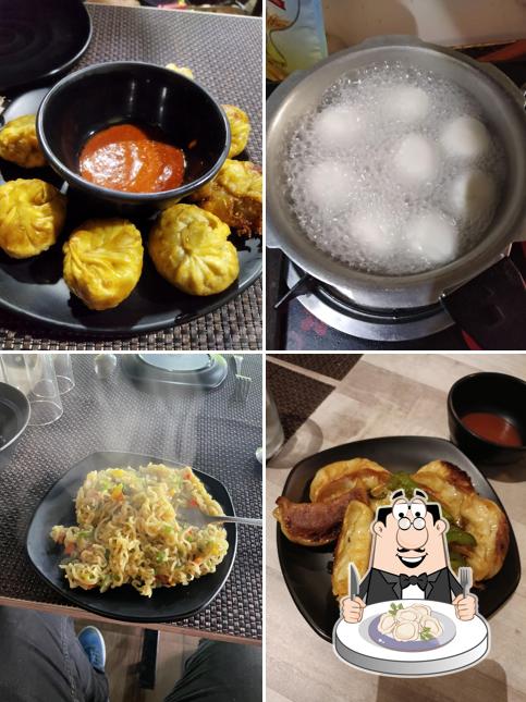 Dumplings at Momo Magic Cafe