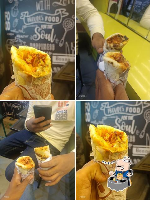 Food at Classic Shawarma