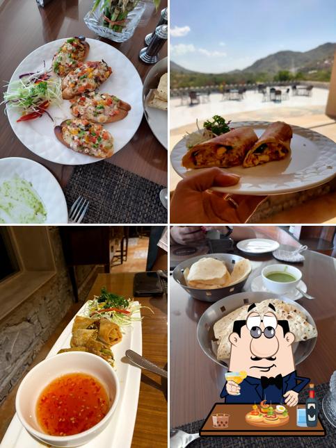 Bruschetta at Pangat -Multi Cuisine Vegetarian Restaurant at Raajsa Kumbhalgarh IHCL SeleQtions