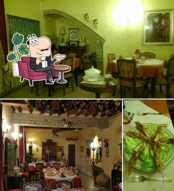 Gli interni di Osteria Degli Ageli
