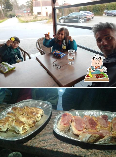 Choisissez des repas à base de viande à Café Den Bromfiets