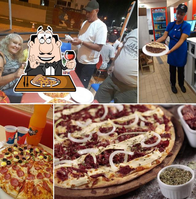 Experimente pizza no Domino's Pizza Atibaia