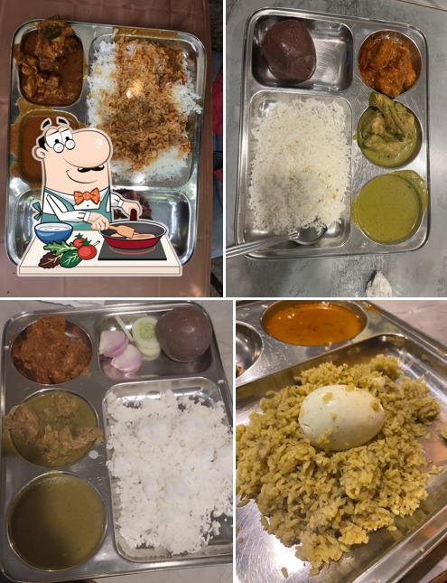 Chicken curry at Hotel Chandru Nimma Mane Oota