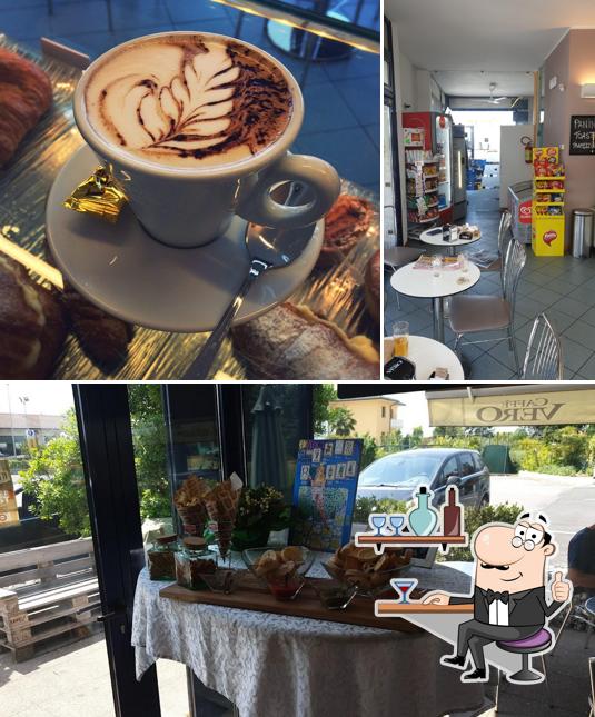 Dai un’occhiata alla immagine che presenta la interni e bevanda di Hashtag Cafè Villafranca