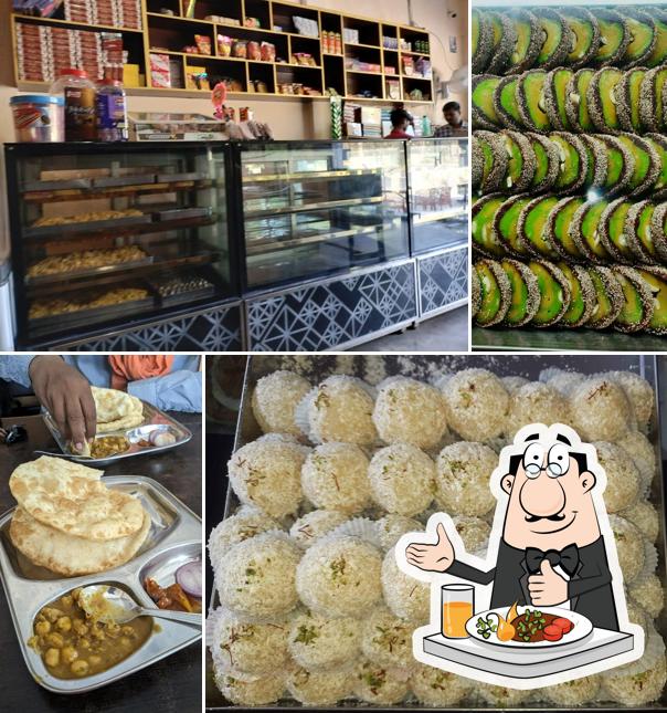 Food at Shri Banshi Sweets and Snacks