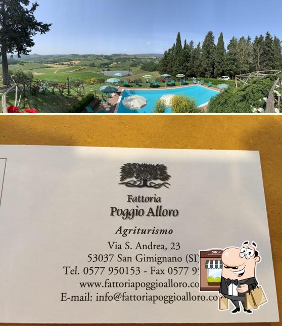Puoi goderti l'aria fresca dal dehors di Fattoria Poggio Alloro
