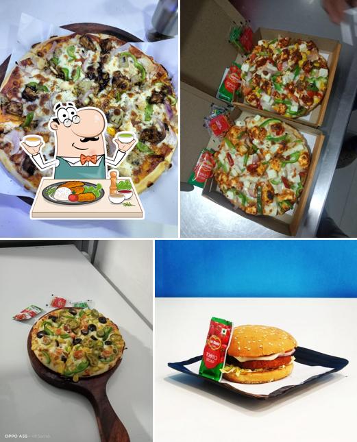 Food at Pizza bites