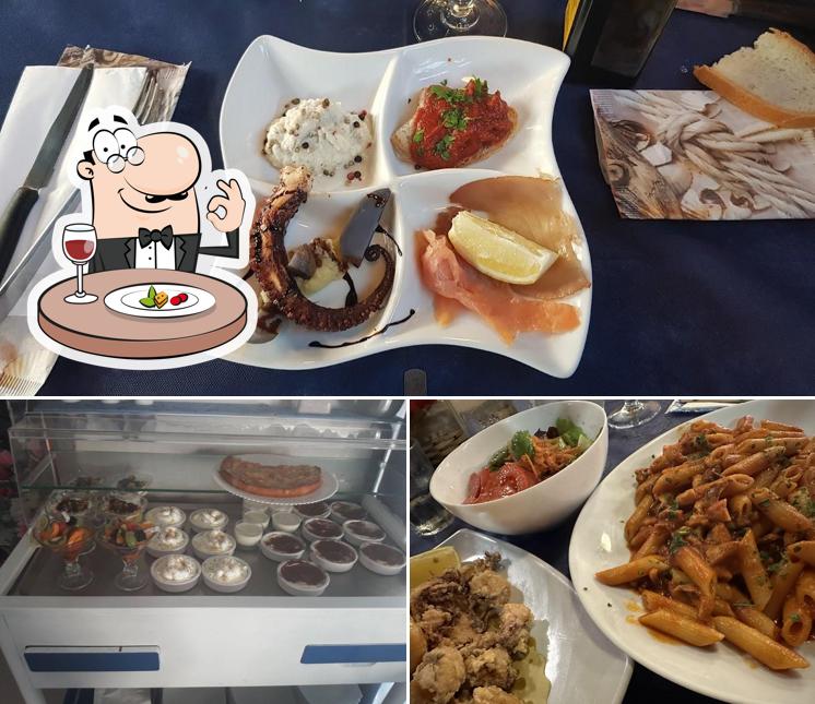 Platti al RISTORANTE PIZZERIA BLUE MARLIN