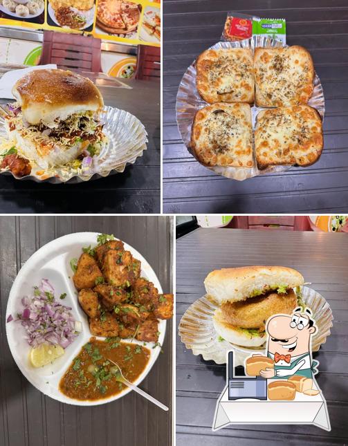 Garlic bread at Snack story