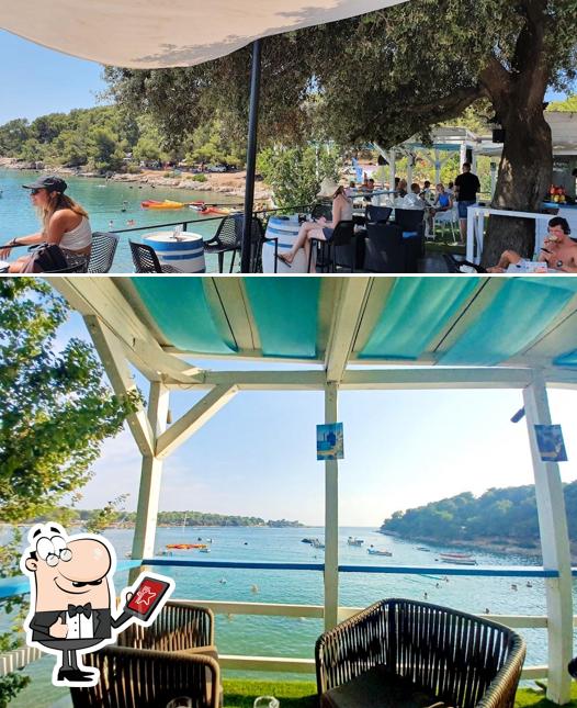 Gli esterni di Big Mama Beach Bar