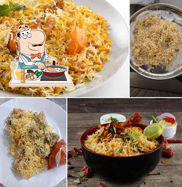 Muradabadi Chicken Biryani centre