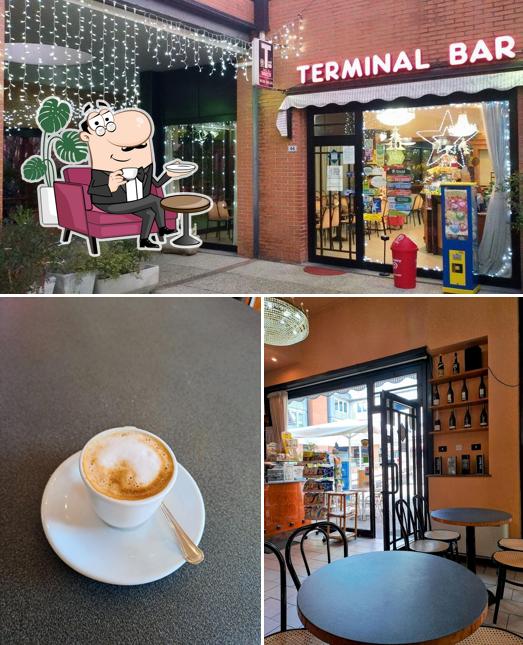 Gli interni di Terminal Bar