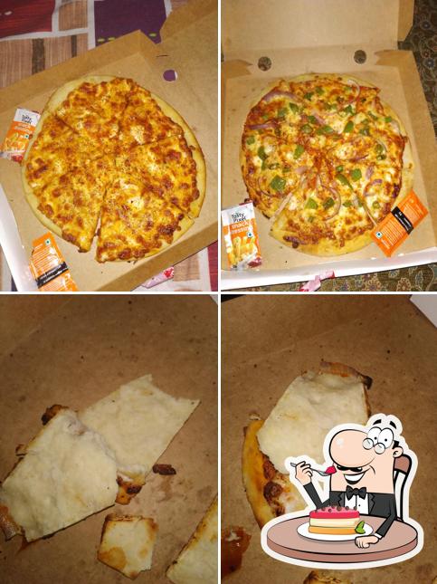 DONATOS PIZZA offers a selection of sweet dishes