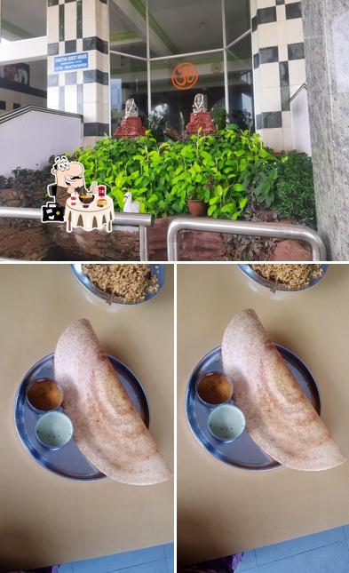 The photo of Saketha Hotel’s food and interior