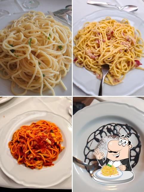 Spaghetti alla carbonara al Affittacamere Golden city