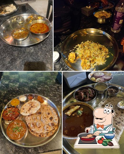 Chicken curry at Hotel Gavran tadka