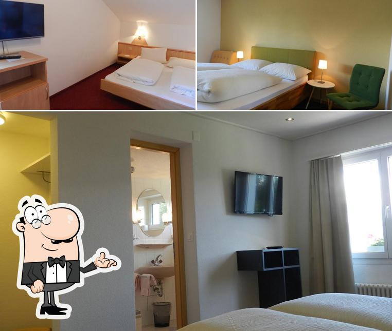 Siediti a un tavolo di Hotel Garni Mittenwald Flumserberg Tannenheim