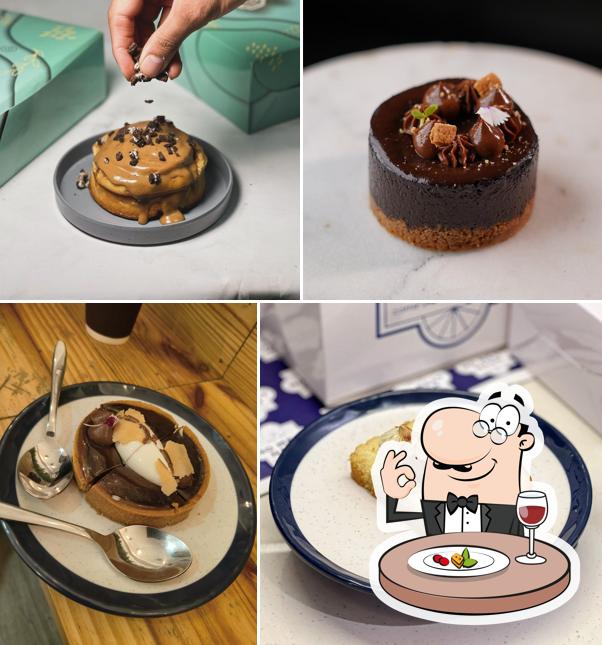 Meals at No Meat Naan, Coffee Shop, Bakery & Patisserie