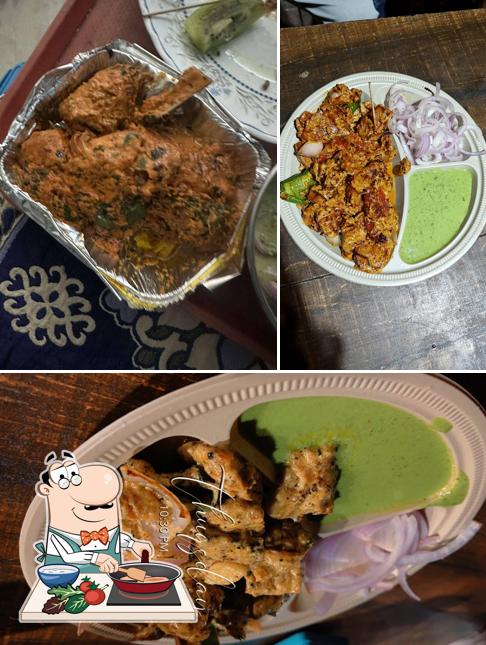 Chicken curry at Chacha Malai Chaap Wale
