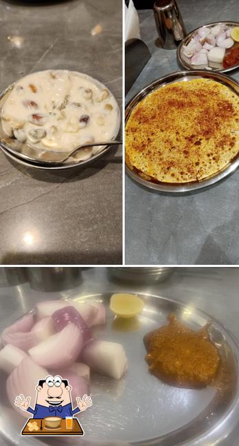 Clam chowder at Shandar Bhoj