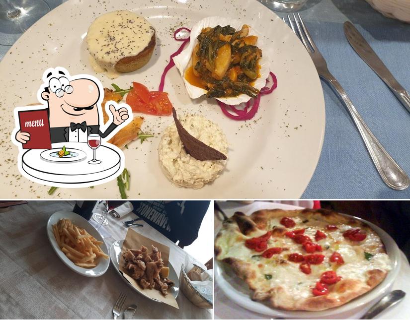 Platti al Ristorante Roca de Mar
