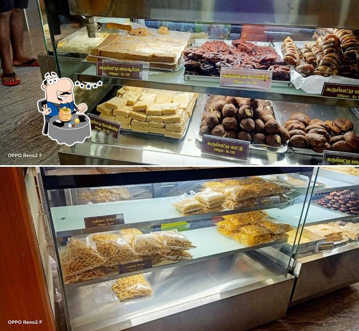 Food at NEW UDANKUDI KARUPATTI COFFEE