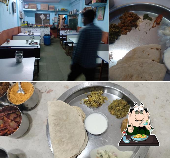 Sri Basaveshwar Lingayat Bhojanalaya is distinguished by food and interior
