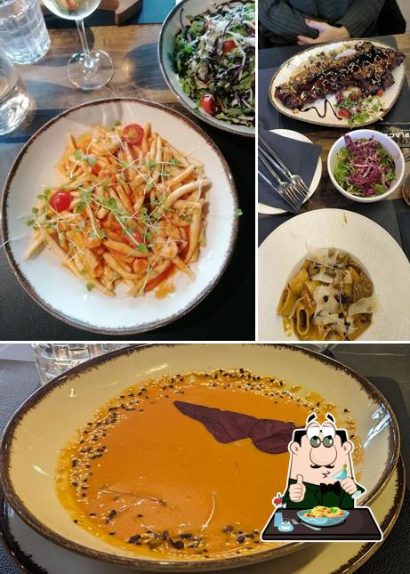 Platti al THE PLACE - restaurant & bar