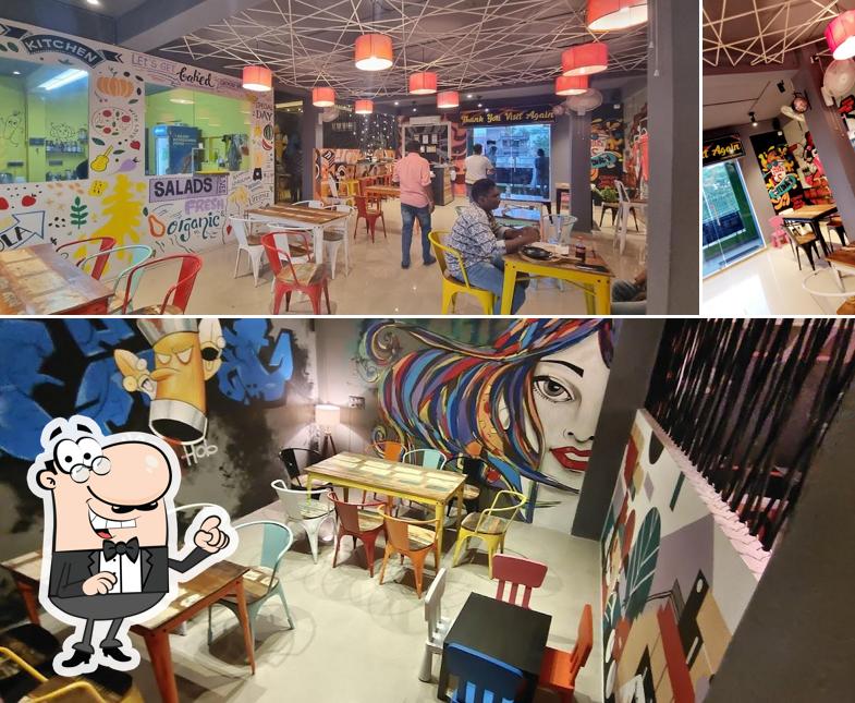Check out how Helly & Chilly cafe looks inside