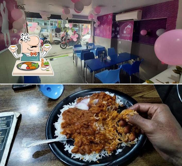 Food at NainJi Restaurant and Cafe