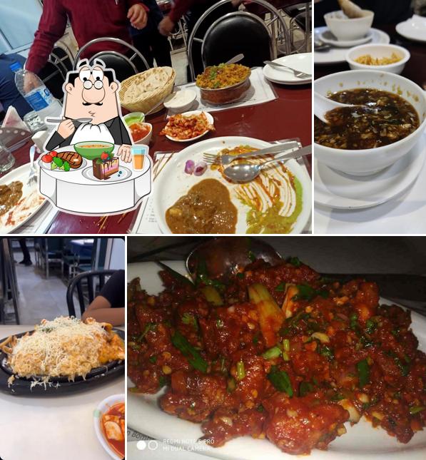 Hot and sour soup at Haneez Restaurant