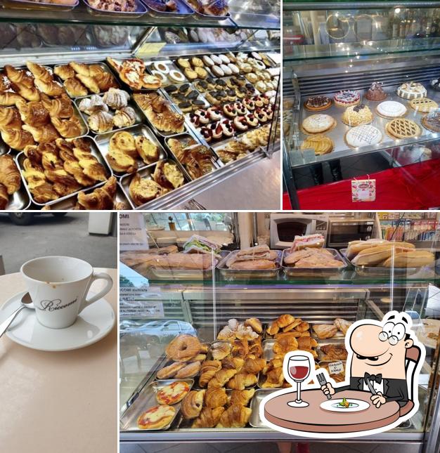 Cibo al Pasticceria Gelateria Riccomi