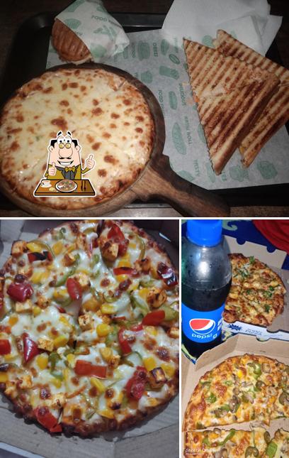 Pick different types of pizza