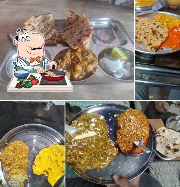 Chicken curry at Satluj Punjabi Hotel