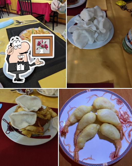 Siediti a un tavolo di Ristorante Cina